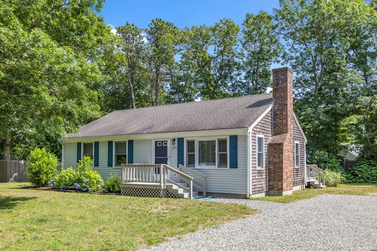 Exterior of Cherrystone on Oak Ridge Road in Eastham